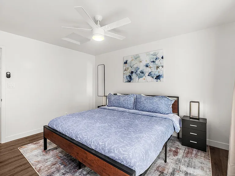1242 E Pierce St #3 — Photo 7