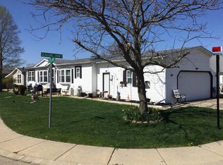 2081 Ivy Ln, Belvidere, IL 61008
