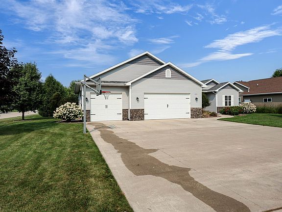 3rd image of 1244 Ava Ct