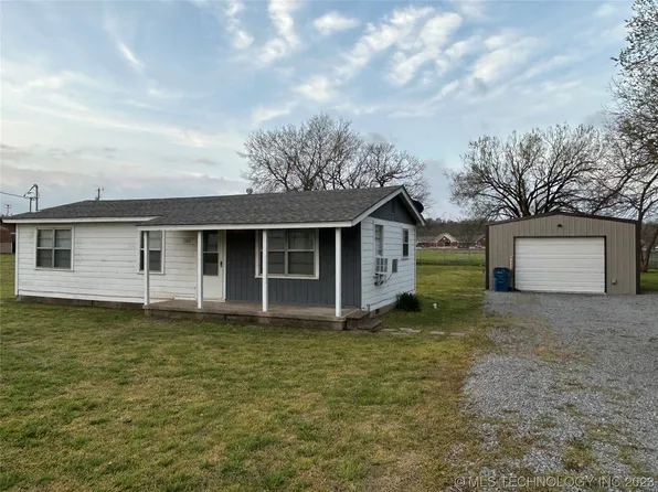 1302 Kali Inla Ave, Hartshorne, OK 74547