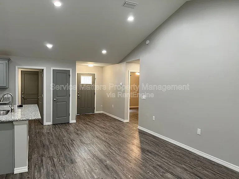 6858 Stirrup Ln — Photo 8