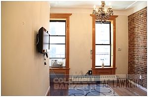 1st image of 71 W 71st St APT 3G