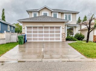 83 Hawkmount Grn NW, Calgary, AB T3G3T9