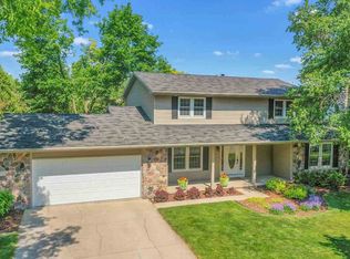 1227 Montclaire Ct, Appleton, WI 54915