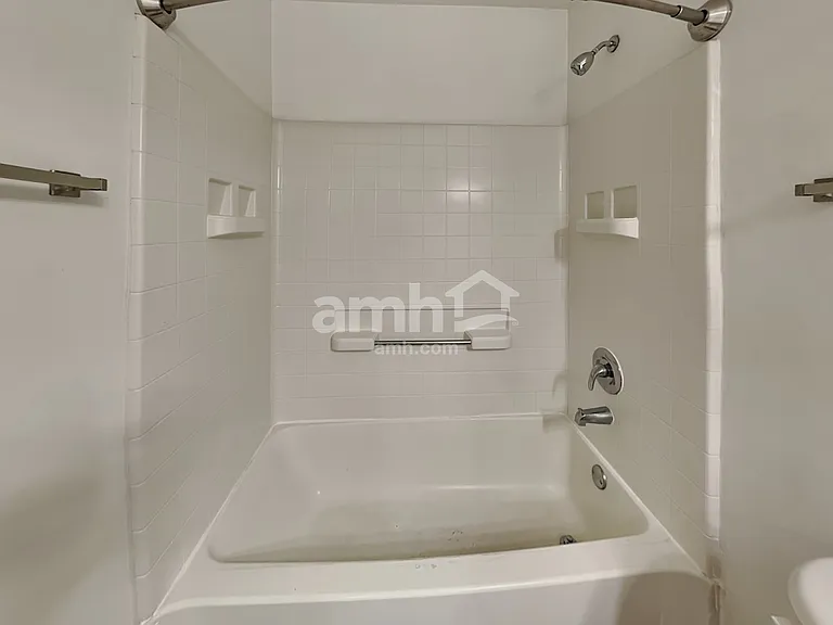 2456 Hanbury Ln — Photo 14