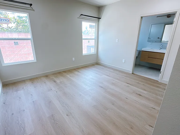11152 Dallas Dr #ADU — Photo 2