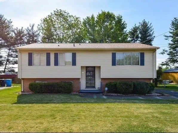 36 Frances Dr NW, Roanoke, VA 24017