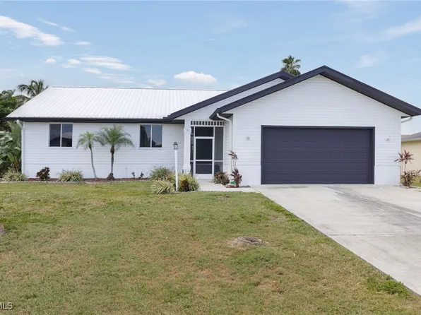 17619 Boat Club Dr, Fort Myers, FL 33908