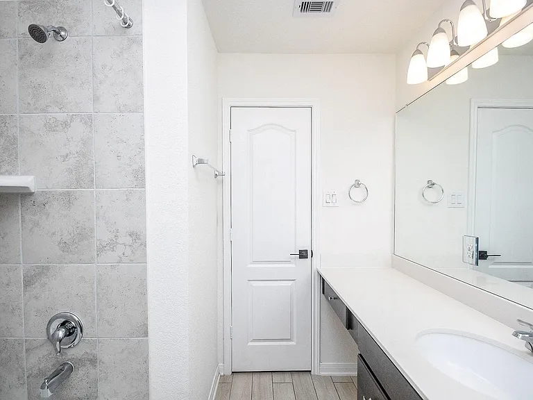 5027 Hickory Deer Ln — Photo 27