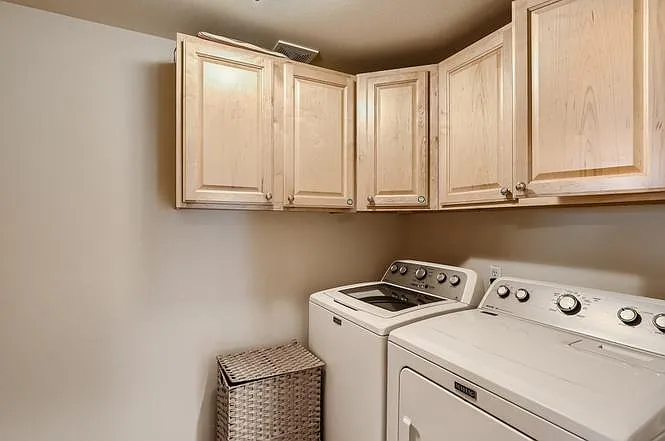1519 Hemlock Ct — Photo 13