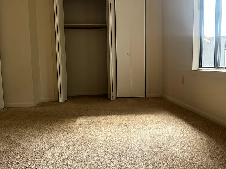 76 Scott Dr — Photo 11