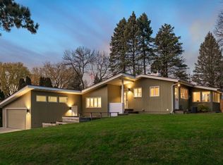 2281 Lilac Ln, White Bear Lake, MN 55110