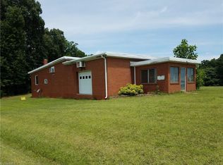 677 Craver Rd, Lexington, NC 27295