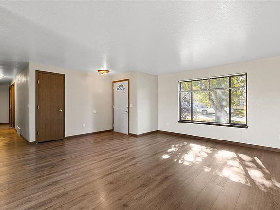 2nd image of 3343 Barley Cir