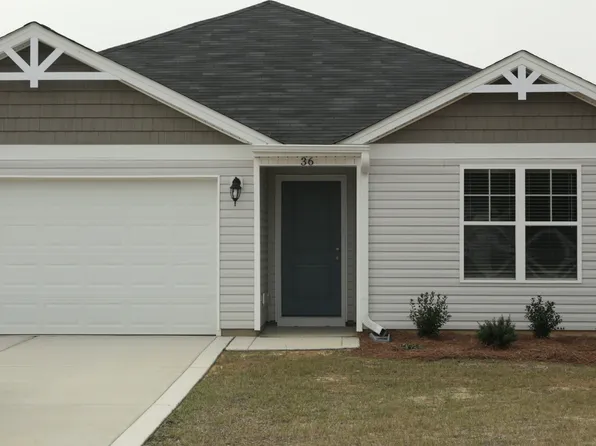 36 Alderman Ct, Dunn, NC 28334