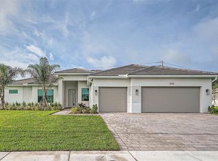 1560 SW Lago Cir, Palm City, FL 34990