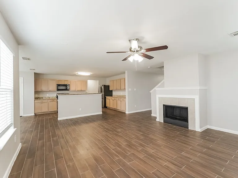 16102 Dawn Marie Ln — Photo 9