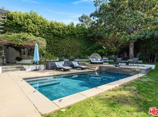 2400 S Beverly Dr, Los Angeles, CA 90034
