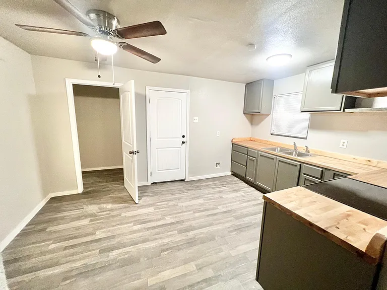 754 Fitch St — Photo 2
