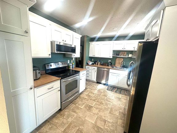 5th image of 1125 Medary Ave S