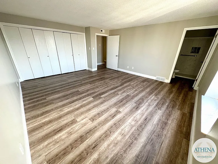 727 Bellevue St — Photo 19