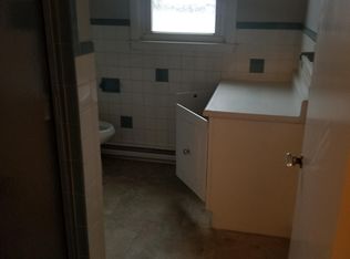240 S Main St #1, Uxbridge, MA 01569