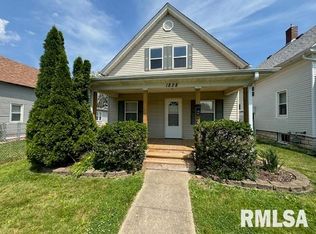 1828 3rd St, Moline, IL 61265