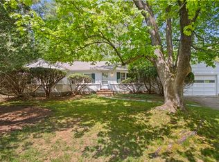 12 Mansion Dr, Topsfield, MA 01983