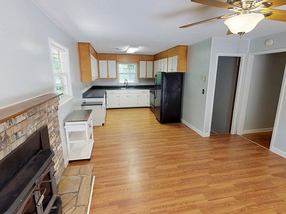 4th image of 4510 Grace Dr