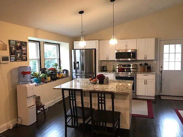 261 Bay Colony Dr — Photo 6