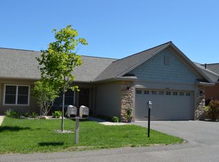 1703 N Creek Cir, Marquette, MI 49855