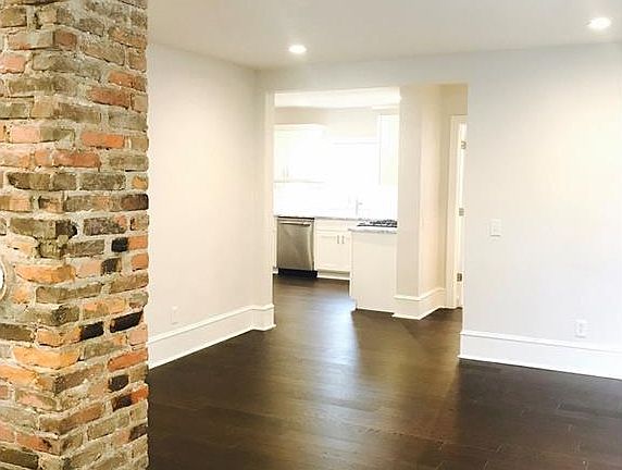 5th image of 1855 W 52nd St