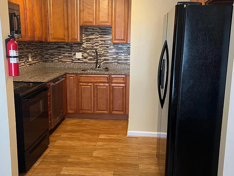 204 Daimler Dr #34 — Photo 5