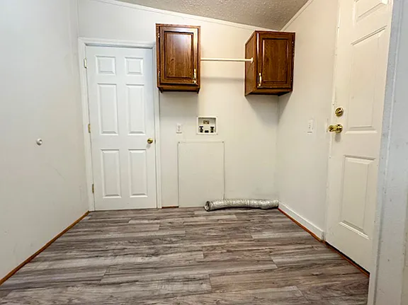 Laundry room and deep freeze outlet