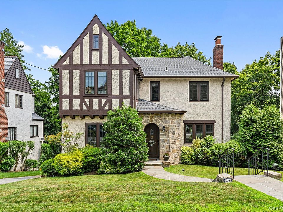 1st image of 40 Parkview Drive