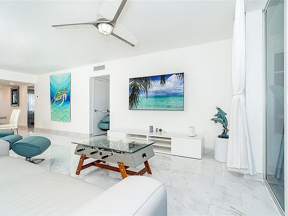 5th image of 7500 PALM ISLAND DRIVE S #2111