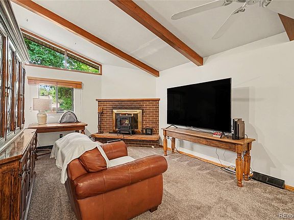 5th image of 1337 Sharpe Place