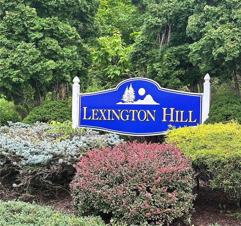 1st image of 16 Lexington Hill #1