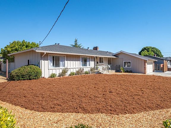 4th image of 64 Rollingwood Drive