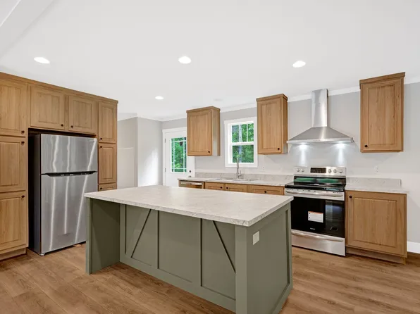 296 E Little Richland Rd, Waverly, TN 37185