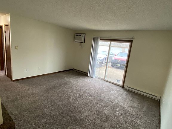 3rd image of 411 W 1st St #105
