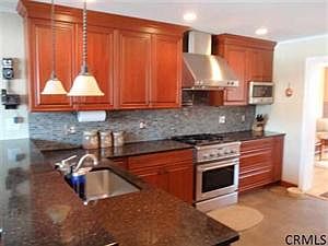 2nd image of 21 Benton Dr