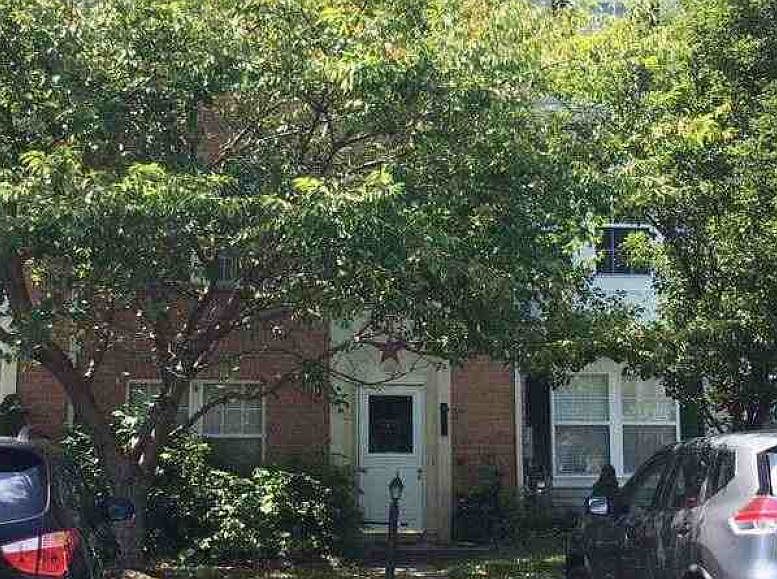 1st image of 322 Esther Dr