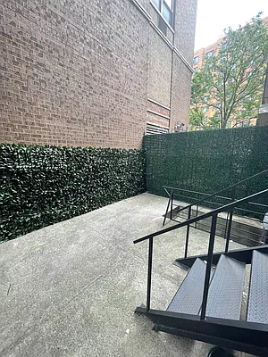 Rented by J Misrahi Realty Corp | media 16