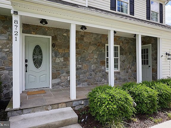 2nd image of 8721 Oak Leaf Dr