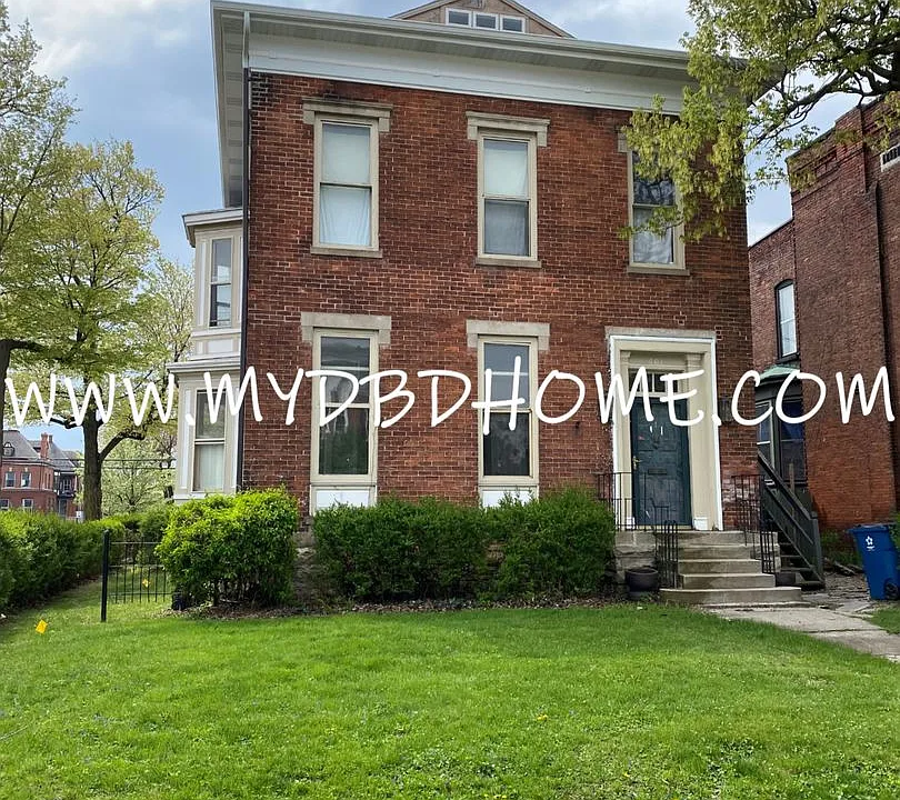 601 W Wayne St
