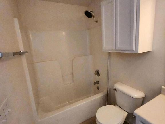 3rd image of 203 McLaurin Dr