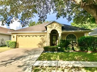 1109 Lumsden Pointe Blvd, Valrico, FL 33594