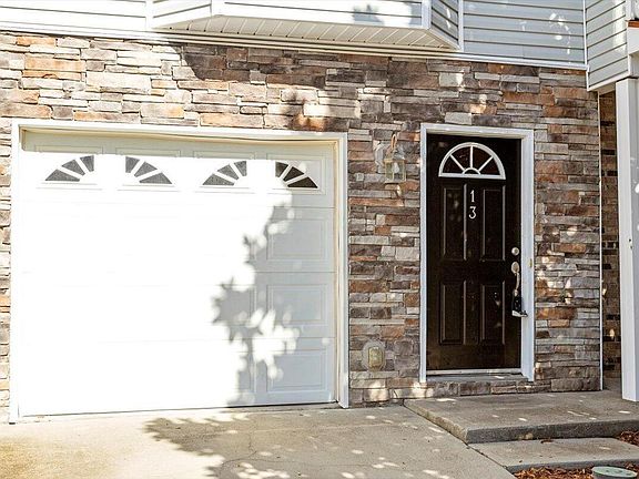 2nd image of 650 Ganyard Farm Way Unit 13