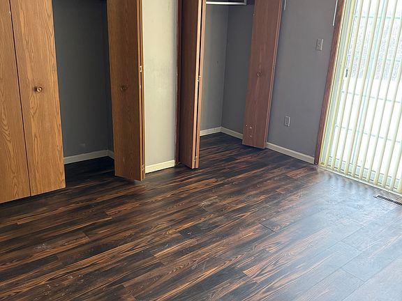 4th image of 5838 Creekview Ct W APT A